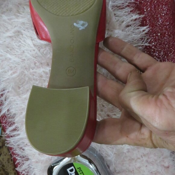 BOGO Bandolino Red Leather Gold Chain Embellished Chunky Heeled Mule Sandal sz 6 - Picture 10 of 13